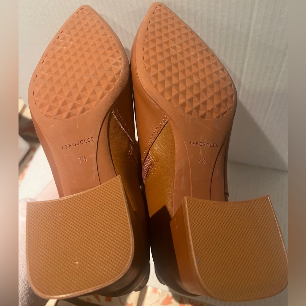 AEROSOLES Irma Booties Cognac Leather Women’s Size 7.5 US Comfort Insoles NEW! - Picture 9 of 13